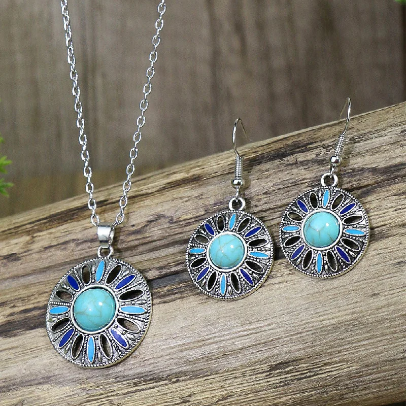 New Arrivals Vintage Court Ethnic Geometric Carved Turquoise Diamond Earrings Necklace Set New Arrivals Vintage Court Ethnic Geometric Carved Turquoise Diamond Earrings Necklace Set