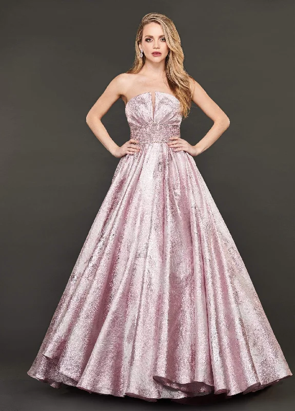 Redefining Women's Style Rachel Allan Couture 8418 - Strapless Metallic Pleated Ballgown Redefining Women's Style Rachel Allan Couture 8418 - Strapless Metallic Pleated Ballgown