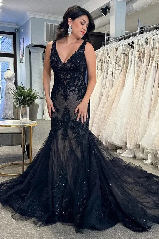 Online Boutiques Clothing Roycebridal Black Tulle Sheath V-neck Lace Appliques Wedding Dresses, Bridal Gown, MW978 Online Boutiques Clothing Roycebridal Black Tulle Sheath V-neck Lace Appliques Wedding Dresses, Bridal Gown, MW978