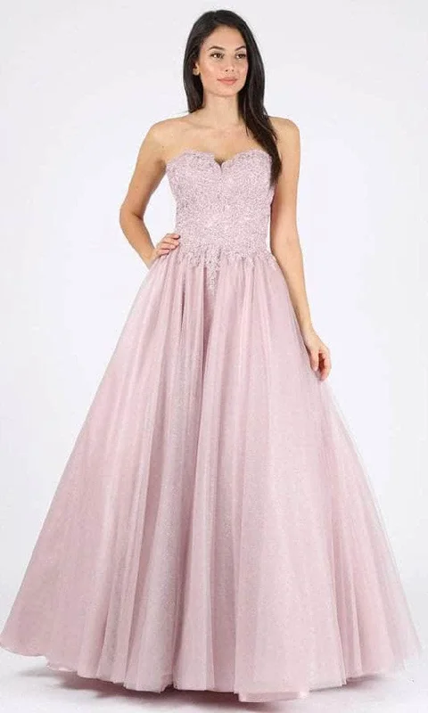 Versatile Wardrobe Essentials Eureka Fashion - 9898 Lace Strapless A-Line Prom Gown Versatile Wardrobe Essentials Eureka Fashion - 9898 Lace Strapless A-Line Prom Gown