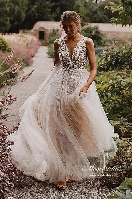 Modern Women’s Fashion with Vintage Touches Roycebridal Modest Tulle A-line V-neck Beach Wedding Dresses With Lace Appliques, MW943 Modern Women’s Fashion with Vintage Touches Roycebridal Modest Tulle A-line V-neck Beach Wedding Dresses With Lace Appliques, MW943