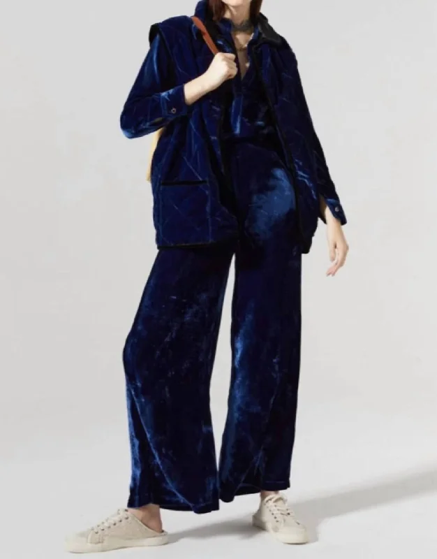 Seasonal Trends Luna Velvet Pant In Navy