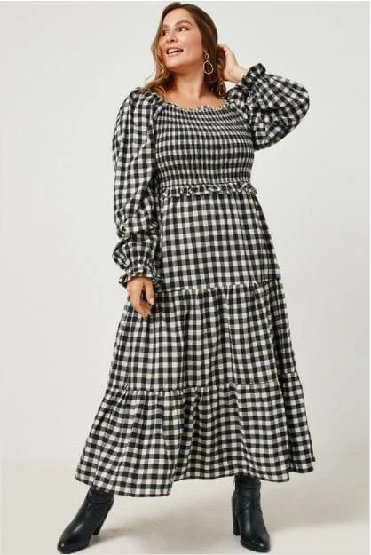 Hot Picks Magnolia- plus size gingham maxi dress