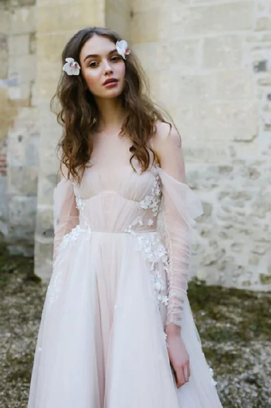 Women’s Evening Wear Roycebridal Tulle A-line Long Sleeves Beach Wedding Dresses With Lace Appliques, MW1029 Women’s Evening Wear Roycebridal Tulle A-line Long Sleeves Beach Wedding Dresses With Lace Appliques, MW1029