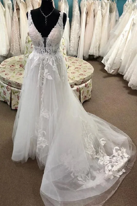 Glamorous Evening Wear Roycebridal Tulle A-line Lace Appliqued Deep V-neck Court Train Wedding Dresses, MW924 Glamorous Evening Wear Roycebridal Tulle A-line Lace Appliqued Deep V-neck Court Train Wedding Dresses, MW924