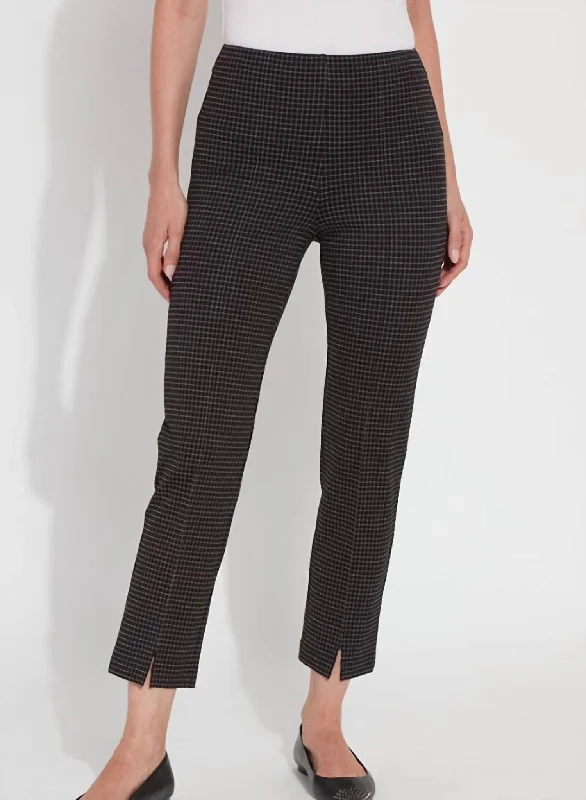 Chic Trend Collection Patterned Ankle Pant In Check