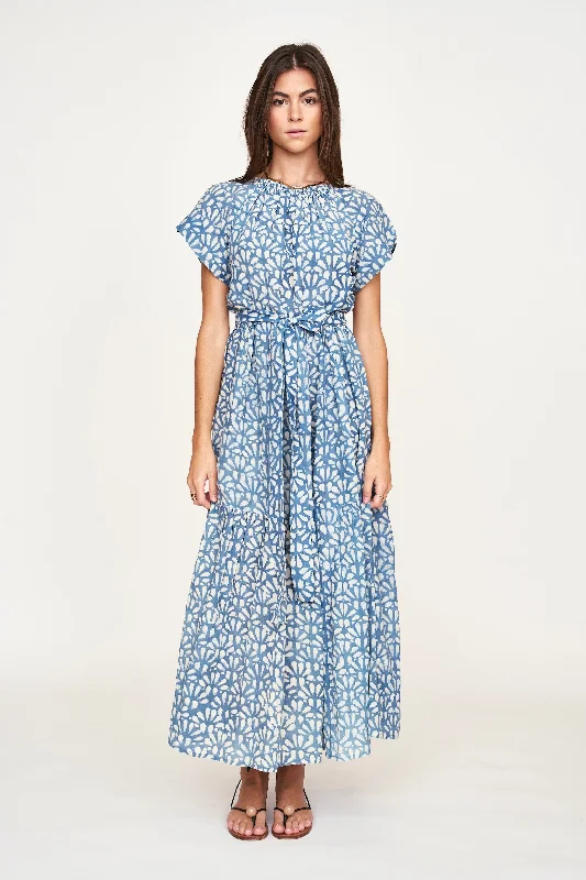 Clothes For Sale Vienna Maxi Dress in Trellis in Indigo