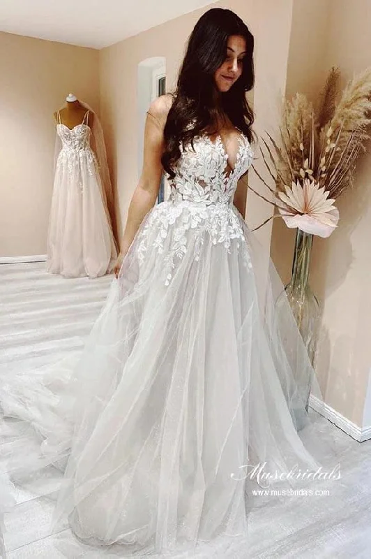 Sophisticated Style Roycebridal Tulle A-line V-neck Wedding Dresses With Lace Appliques, Bridal Gown, MW921 Sophisticated Style Roycebridal Tulle A-line V-neck Wedding Dresses With Lace Appliques, Bridal Gown, MW921