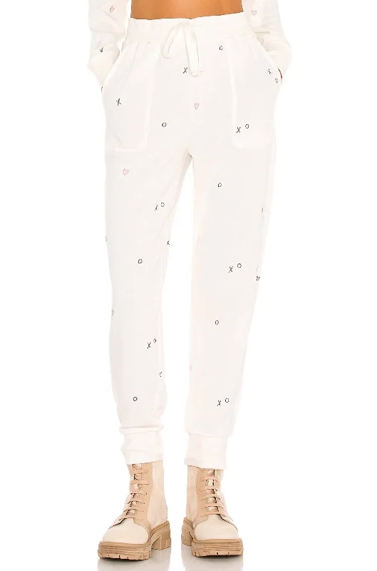 Outlet Clothing Snowland Embroidered Jogger In Ivory