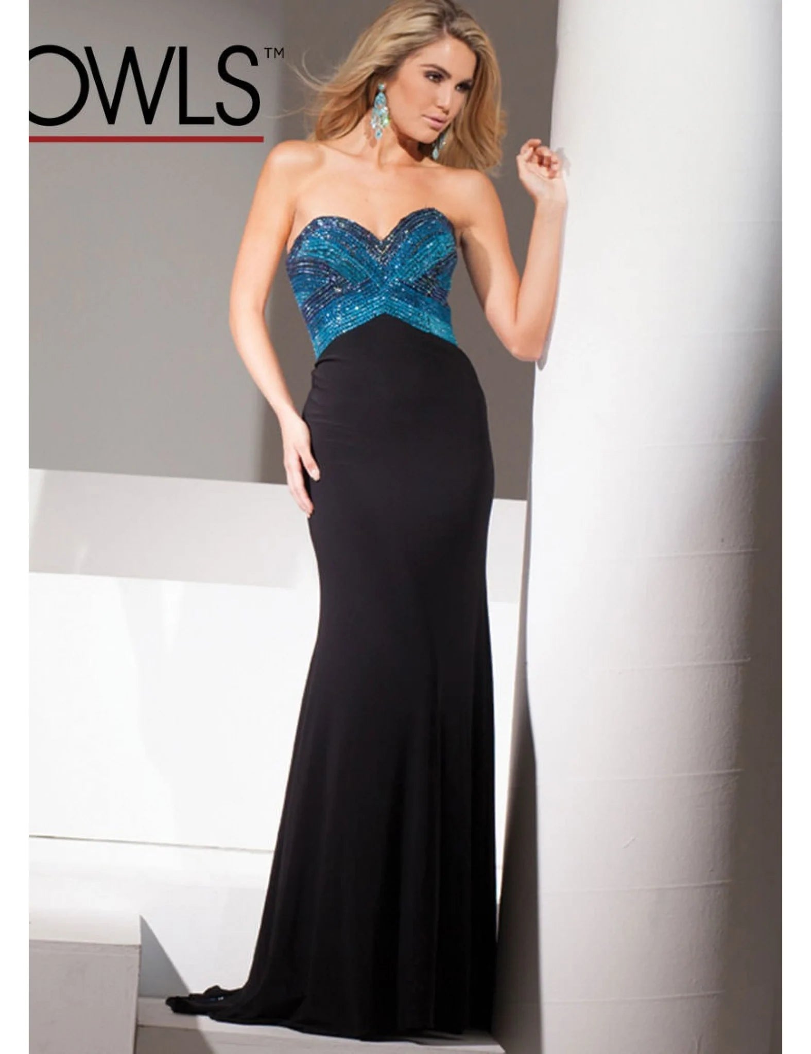 Comfortable Chic Tony Bowls 115545 Size 6 Black/Blue Long Crystal Embellished Formal Prom Dress Pageant Gown Evening
