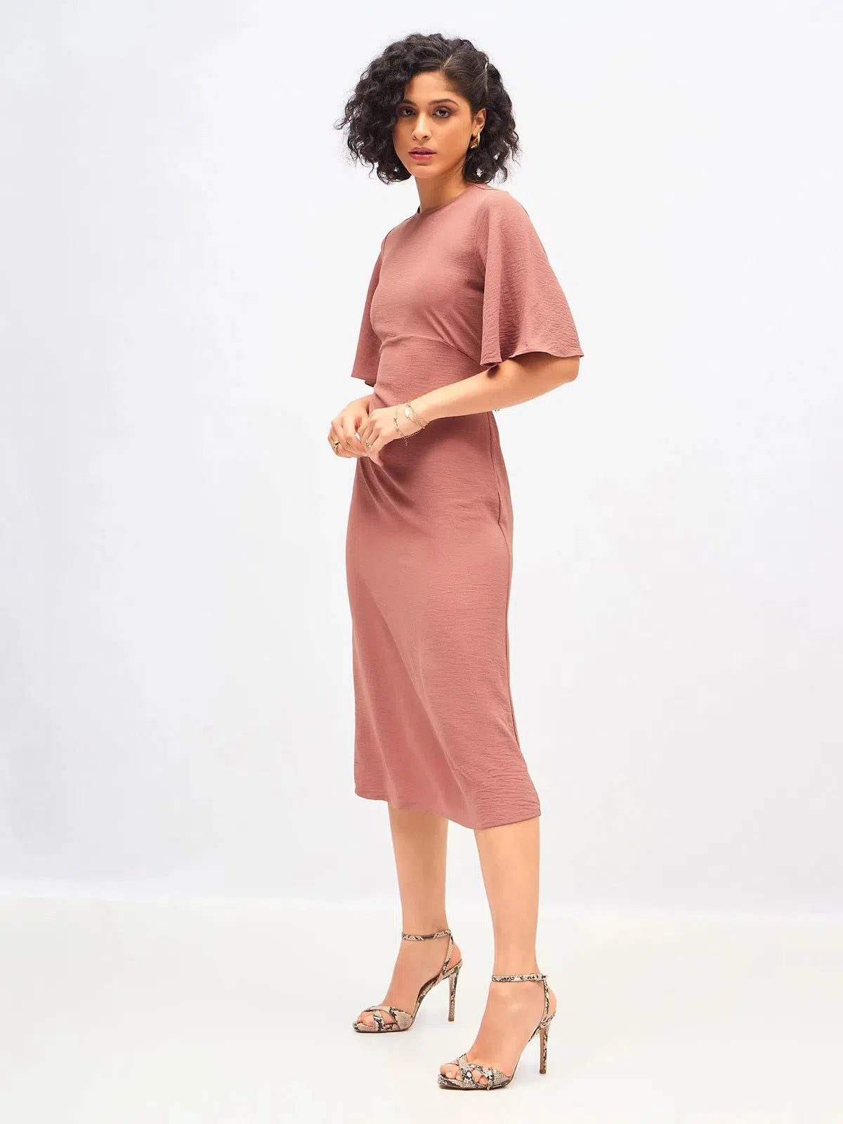 Effortless Style, Endless Impact Women Brown Knit Back Cut-Out Midi Dress