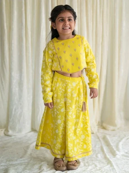 Wardrobe Update Girls Combo Co-ord Set And Bow Hairclip Print- Yellow