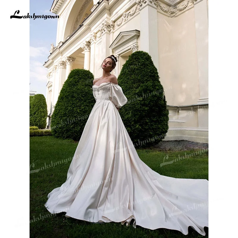 Graceful Fashion Roycebridal Soft Satin A-Line Wedding Dresses Sweetheart Neck Puff Half Sleeve With Beading Corset Open Back Chapel Train Bride Gowns Pleat