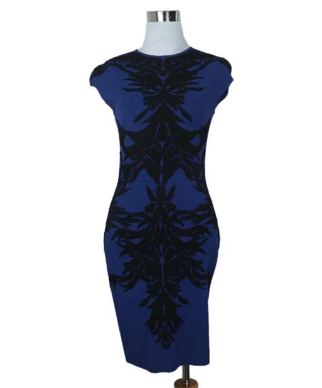 Women's Chic Outerwear Garments Alexander McQueen Blue & Black Wool Dress sz 2