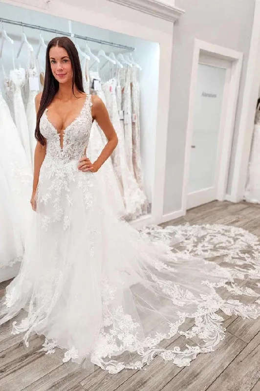 Outfits For Girls Roycebridal Tulle A-line V-neck Lace Appliques Wedding Dresses With Chapel Train, MW888 Outfits For Girls Roycebridal Tulle A-line V-neck Lace Appliques Wedding Dresses With Chapel Train, MW888