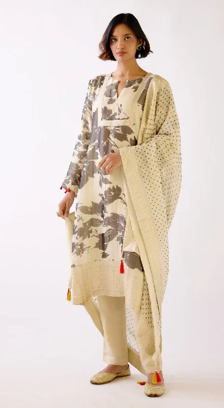 Clothing Store Ivory Floral Kurta Set