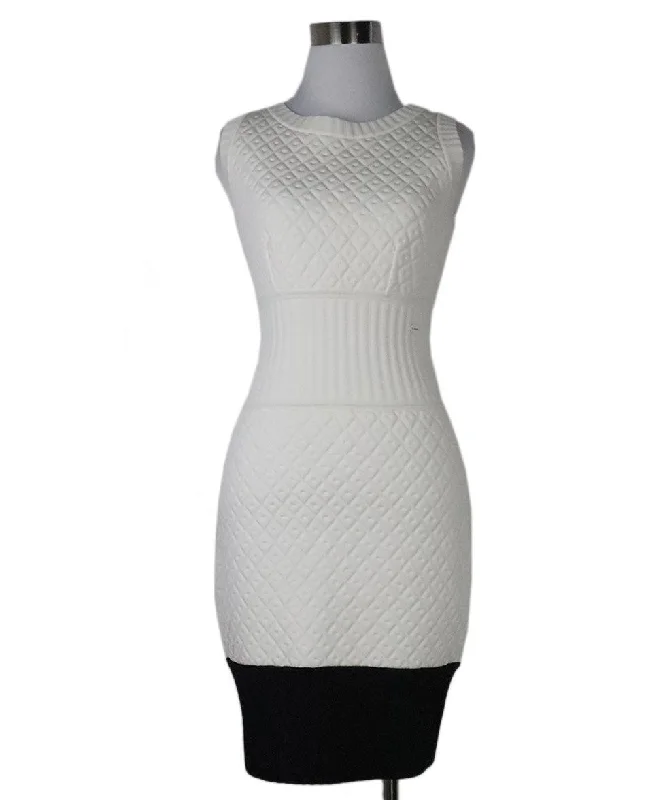 Women's Urban Clothing Chanel White Dress w/ Black Trim sz 2