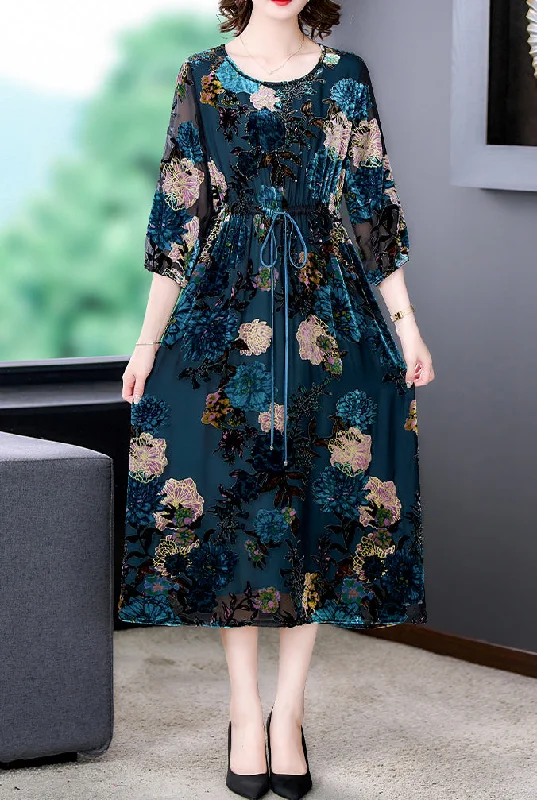 Laid-Back Elegance New style ladies velvet Midi dress