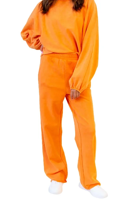 Business Casual Outfits Clubs Washed Sweatpants In Washed Orange