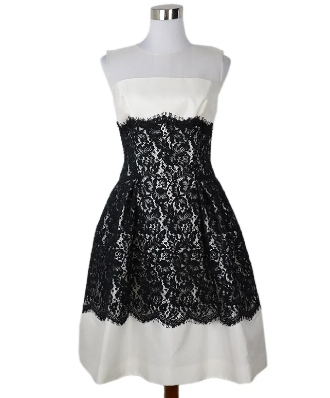 Women's Professional Apparel Carolina Herrera Ivory Silk & Black Lace Illusion Dress sz 6