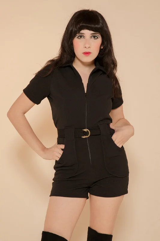 Trendy And Individual Women's Fashion California Shake Romper in Black