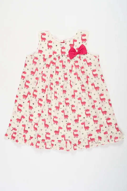 Holiday Special Offers Cotton Baby Frock with Playful Giraffe Print Soft and Breathable Daily Wear for Baby Girls Holiday Special Offers Cotton Baby Frock with Playful Giraffe Print Soft and Breathable Daily Wear for Baby Girls