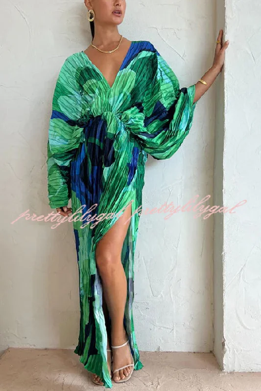 High End Fashion Tropical Oasis Capri Print Kimono Sleeve Pleated Cocoon Maxi Dress