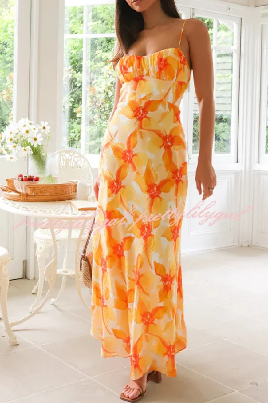 Comfortable Chic Debbie Floral Print Gathered Open Back Strappy Maxi Dress