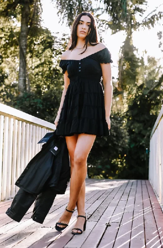 Classic Fashion, Modern Discounts Ebony Maggie Dress
