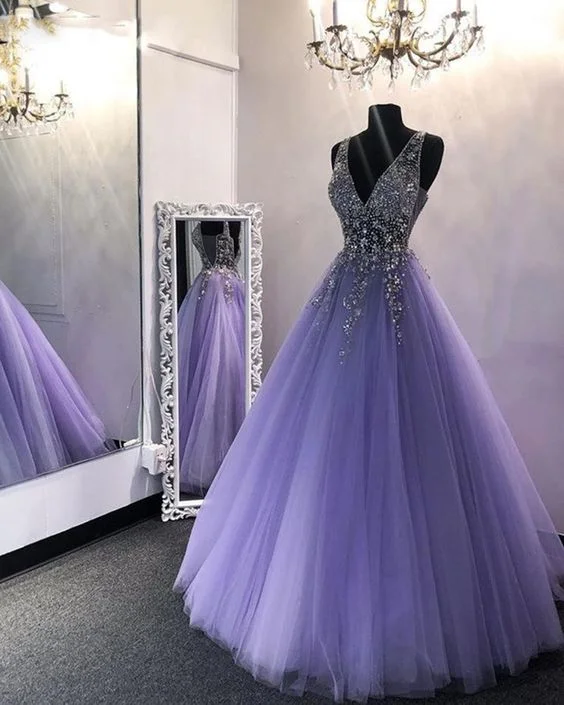 Fashion Forward Amazing V Neck Beading Lavender Ball Gown Puffy Girls Sweet Quinceanera Dresses Prom Gown cg18032 Fashion Forward Amazing V Neck Beading Lavender Ball Gown Puffy Girls Sweet Quinceanera Dresses Prom Gown cg18032