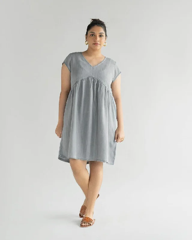 Charming Women's Clothes For Special Events MOVES LIKE THE WIND DRESS