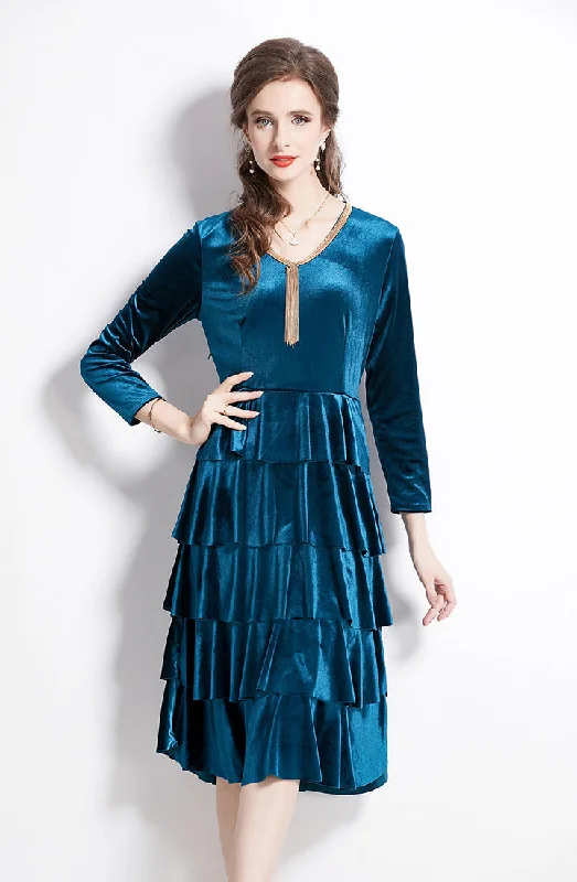 Vintage Fashion Elegant Velvet Midi Dress V-neck with Ruffles