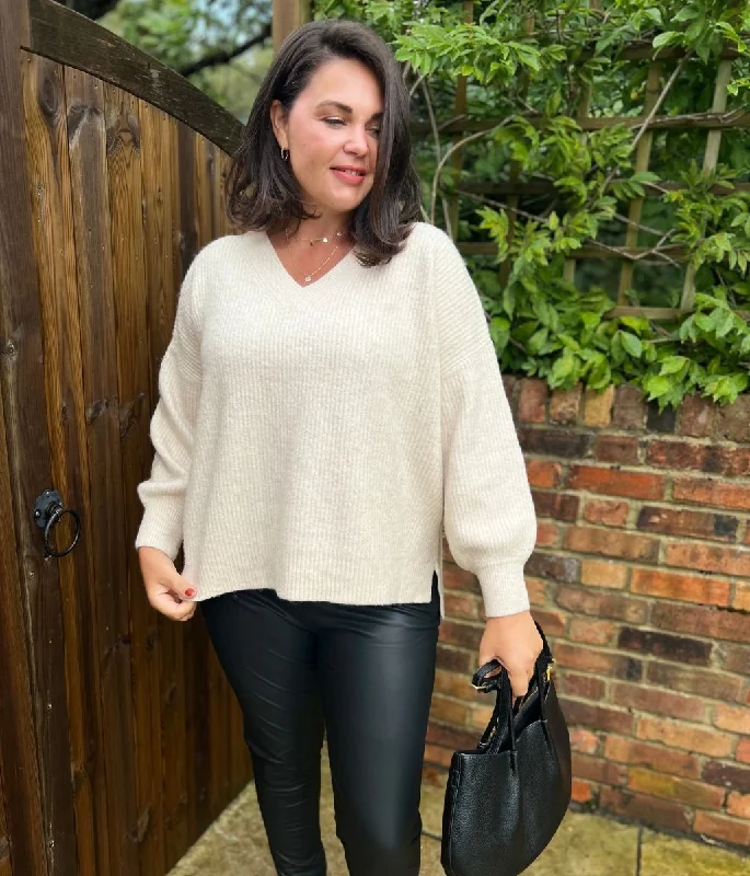 Women's Clothing Ecru Ribbed V Neck Jumper