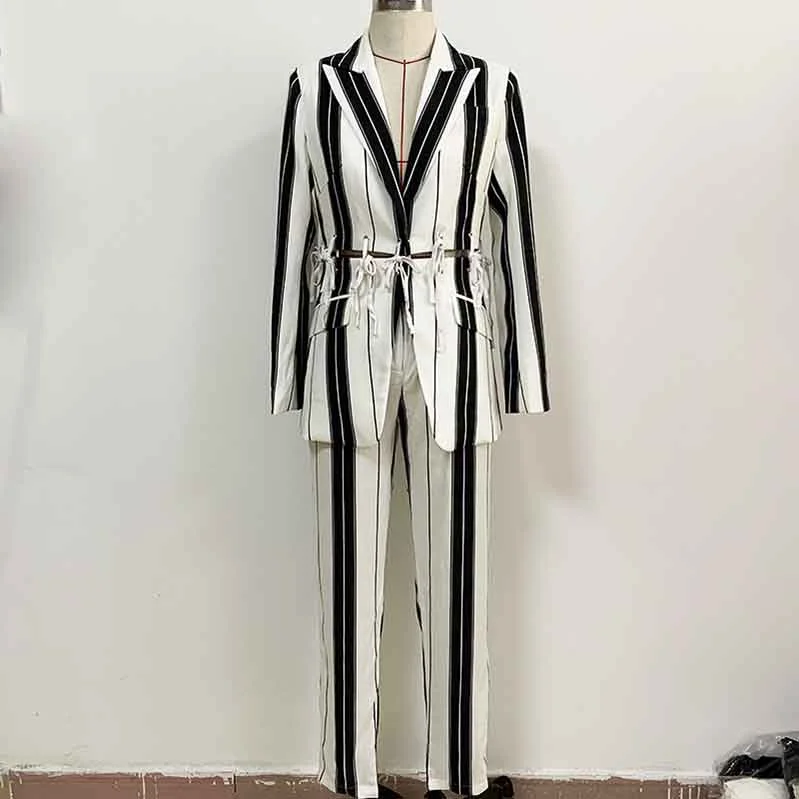 Exclusive Discount Women's Black and White Striped Pants Suit