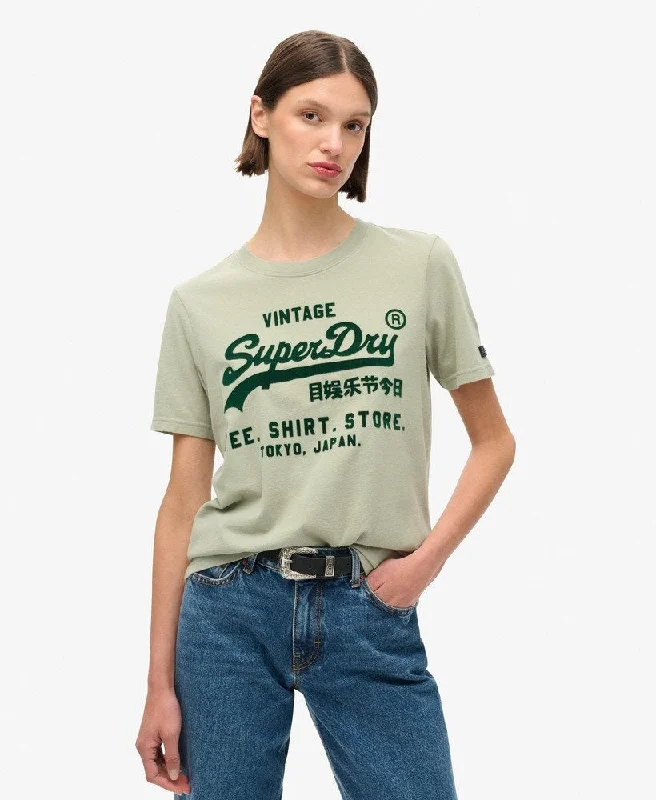 Eclectic Style Wardrobe Classic Vintage Logo Graphic Relaxed Tee | Seagrass Green