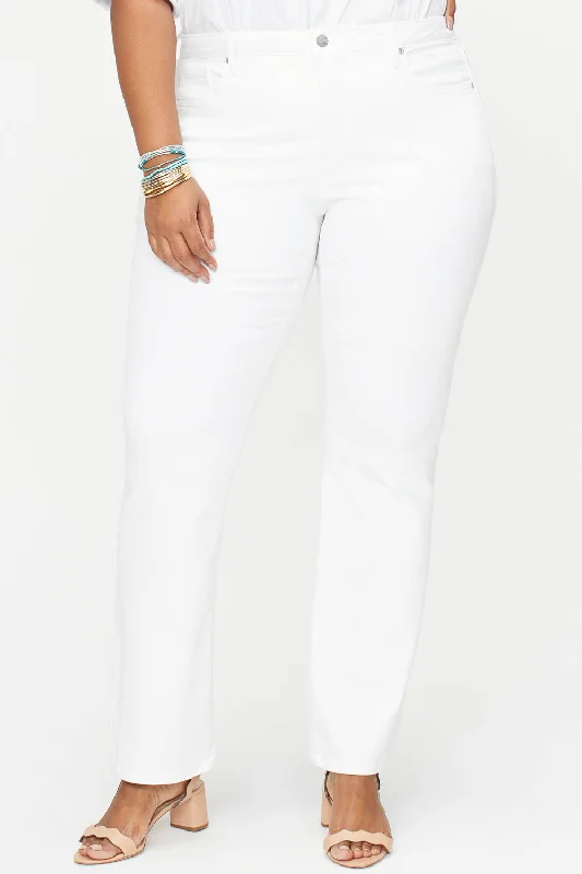 Women's Clothing Brands Barbara Bootcut Jeans In Plus Size - Optic White