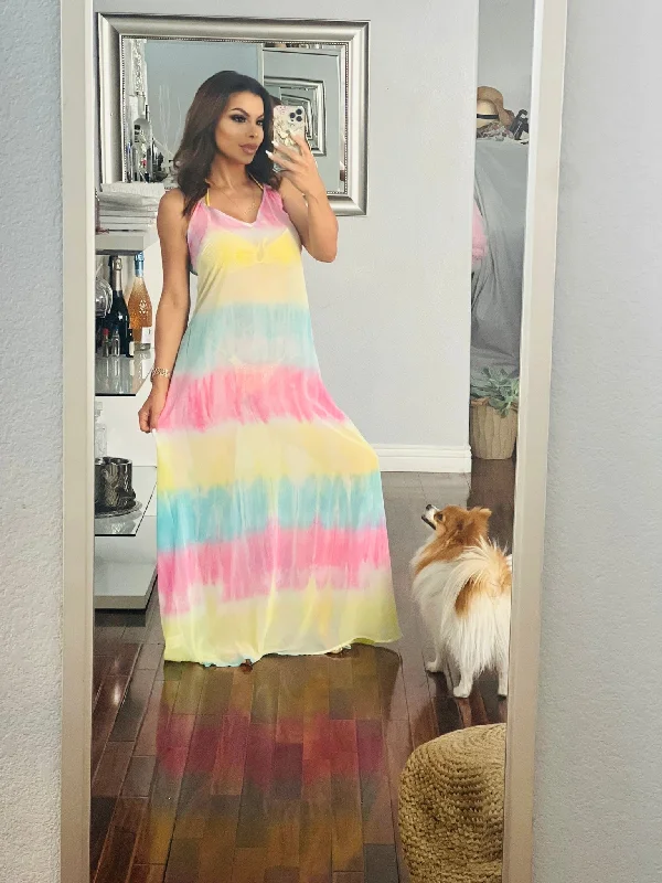 Relaxed Fashion SUNDAY BEST Watercolor Multi Print Spaghetti Strap Maxi Dress