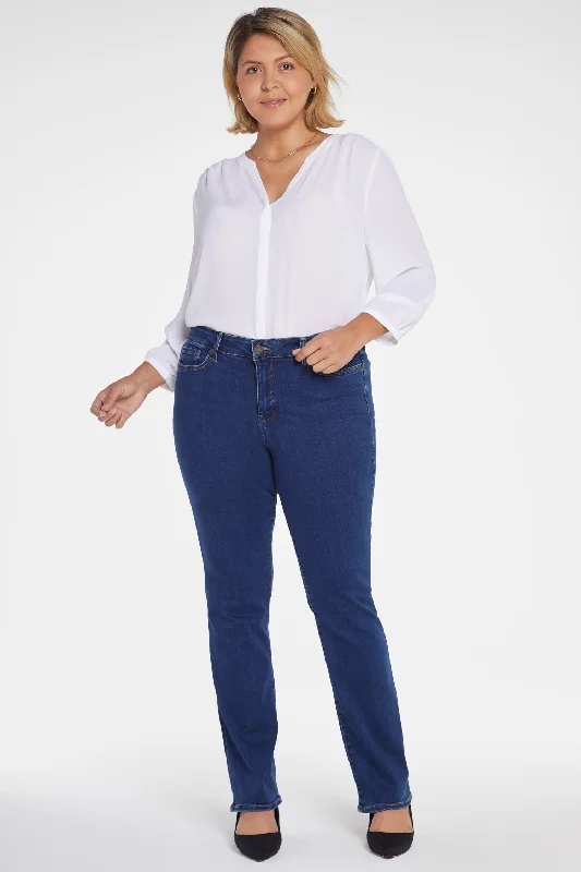 Casual Fashion Marilyn Straight Jeans In Plus Size - Quinn