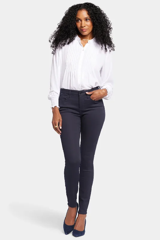 Online Boutiques Affordable Ami Skinny Jeans - Rinse