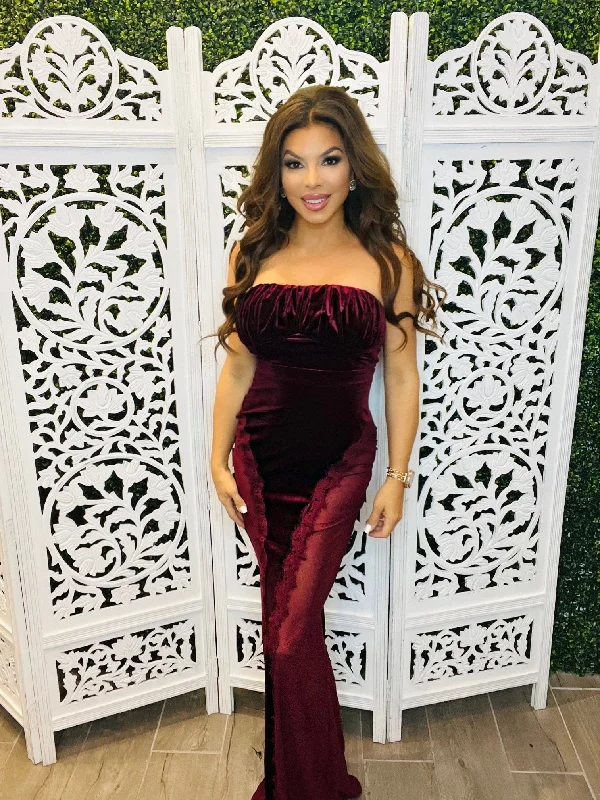 Preppy Style HEART ON MY SLEEVE Strapless Burgandy Velvet Maxi Dress