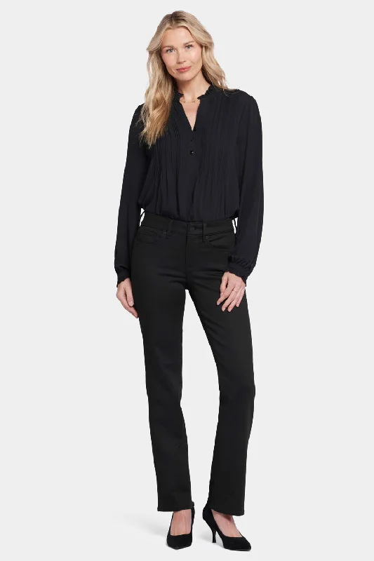 Urban Femme Streetwear Marilyn Straight Jeans - Black Rinse